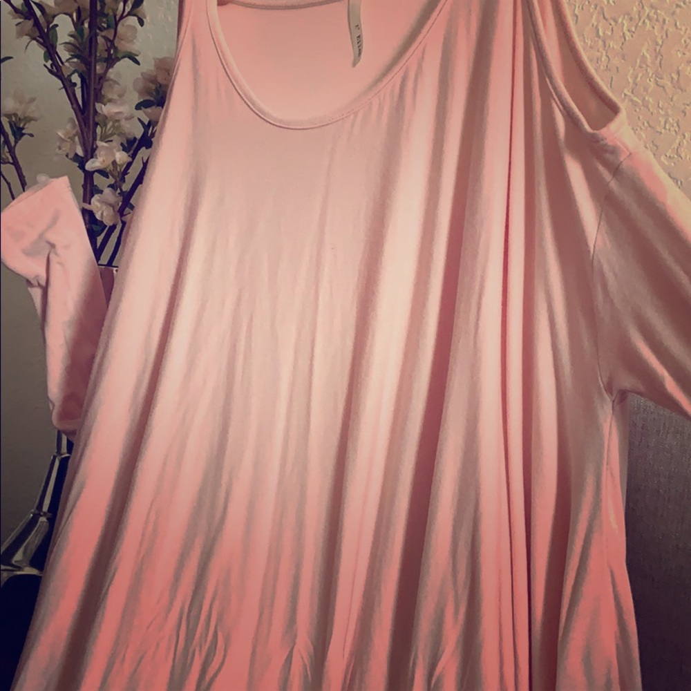 Pink long sleeve dress with shoulder cut out!